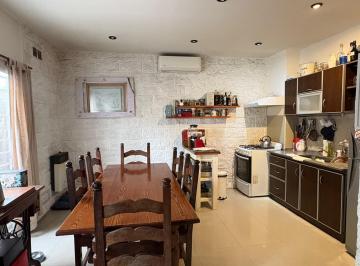 Departamento · 85m² · 4 Ambientes · 1 Cochera · Venta | Duplex | 4 Ambientes | con Renta | Monte Grande