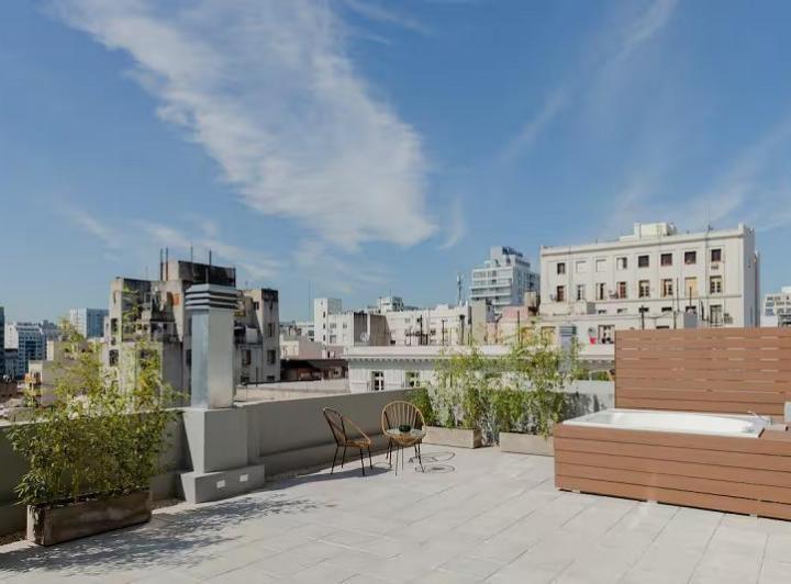 Monoambiente con Terraza con Jacuzzi Totalmente Equipado