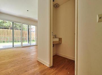 Departamento · 70m² · 2 Ambientes · 1 Cochera · Casa Living - San Isidro
