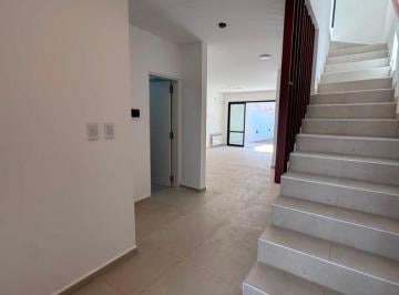 Casa de 4 ambientes, Córdoba · Duplex de 3 Dorm. en Docta Boulevard - Totalmente Completo, Listo Para Habitar.