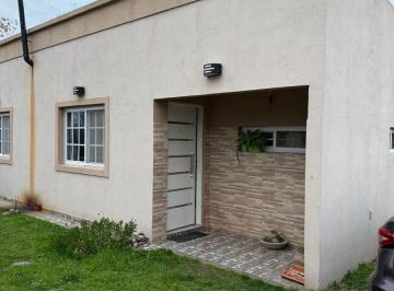Casa de 3 ambientes, Chacabuco · Venta Casa en Rawson Pcia. Bs As Casi a Estrenar