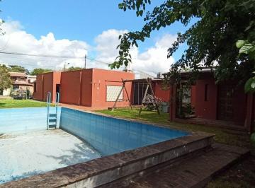 Casa · 170m² · 5 Ambientes · 1 Cochera · Casa en Venta Tortuguitas Centro 600 m Lote Pileta, Ideal Vivienda o Inversión - Todos Los Servicios