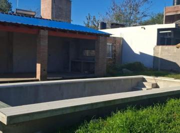 Foto · Venta Casa a Terminar en Esquina Tanti Cordoba con Pileta