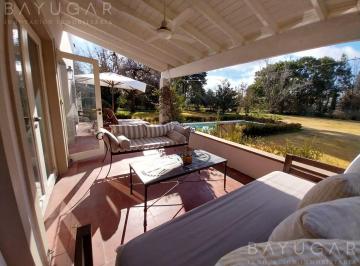 Casa · 280m² · 6 Ambientes · 4 Cocheras · Venta Gran Casa en Chacras de Murray - Pilar