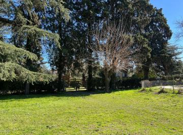 Casa de 4 ambientes, Ezeiza · A. Volta 800 Barrio Guemes Spegazzini. 1600 m² Casa Excelente Pileta Parrilla Jardín 3 Dorm 2 Baños