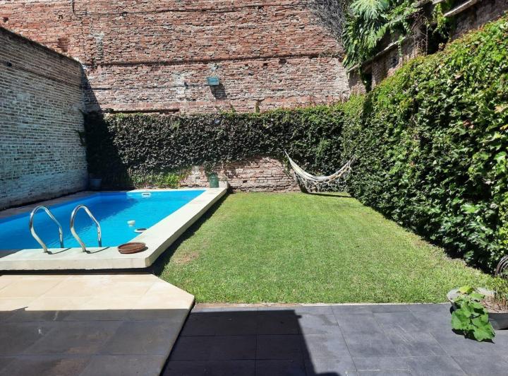 Casa · 145m² · 4 Ambientes · 1 Cochera