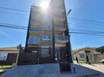 Departamento en Alquiler de 3 ambientes Wilde · Hermoso Departamento de 3 Ambientes Moderno con 2 Años de Antiguedad)