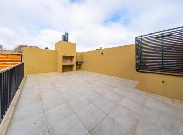 PH · 56m² · 3 Ambientes · Casa en Venta en Echesortu con Patio y Parrilla.