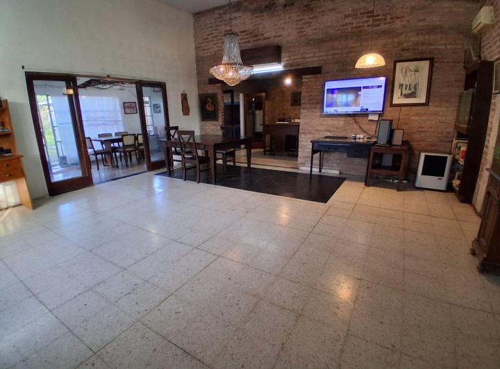 Casa · 150m² · 7 Ambientes