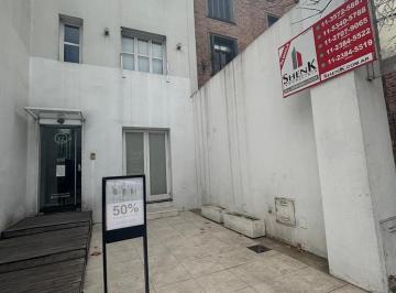 Casa · 310m² · 1 Cochera · Casa en Palermo