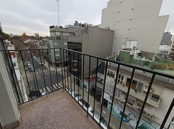 Departamento · 65m² · 3 Ambientes · Departamento 3 Ambientes. Frente con Balcón.