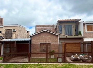 Foto · En Venta - Casa 5 Dorm Garaje Doble - en B Natania 19 - Al Lado de Barrio Don Bosco