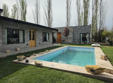 Casa · 170m² · 5 Ambientes · Venta Casa Barrio Privado General Roca