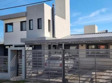 Casa de 9 ambientes, San Antonio de Arredondo · Preciosa Casa de 4d con Pileta en San Antonio de Arredondo. un Sueño Ideal!