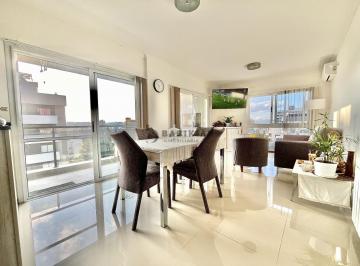 Departamento · 100m² · 4 Ambientes · 1 Cochera · Departamento Mas Monoambiente en Villa Carlos Paz