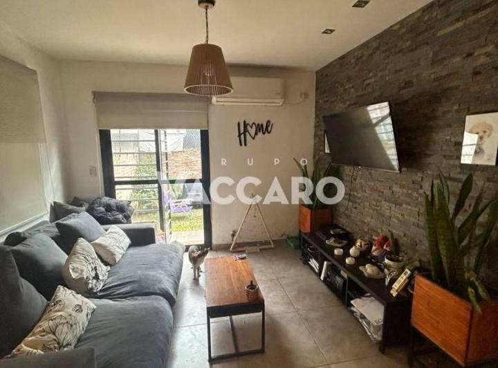 Casa · 70m² · 3 Ambientes · 1 Cochera