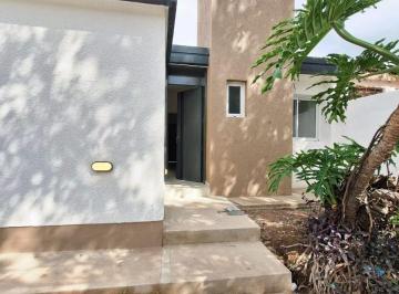 Casa de 1 ambiente, Córdoba · Casa en Don Bosco Totalmente Reciclada 3 Dorm. 2 Baños