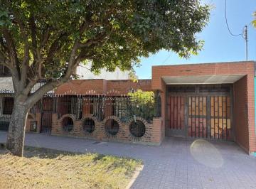 Casa de 6 ambientes, Córdoba · Venta Casa 3 Dorm Gje Doble B° Centro América