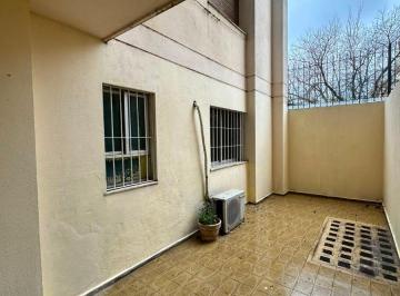 Departamento de 3 ambientes, Córdoba · B° Alberdi | Amplio Depto. | 2 Dorm. C/ Balcón y Patio | Prox. Plaza Colon