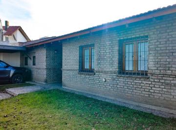 Casa · 146m² · 3 Ambientes · 1 Cochera · Venta Departamento 1 Dormitorio Apto Credito