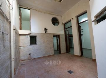 PH · 63m² · 4 Ambientes · PH S/exp en Sarandi Al 100 - 71 m² Tot Contrafrente Amplio Patio Impecable Todo Sol