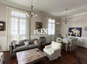Casa · 160m² · 5 Ambientes · 2 Cocheras · Casa - Banfield Oeste