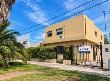 Casa de 7 ambientes, Córdoba · Casa 5 Dorm. en Venta a 2 Cuadras de Shopping Villa Cabrera