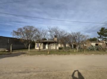 Casa · 103m² · 3 Ambientes · Gran Oportunidad en B° Floresta Sur, 1.086 m² de Terreno C/escritura y Enorme Potencial