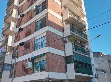 Departamento · 1m² · 3 Ambientes · Departamento Semipiso en Venta en Avellaneda, G. B. a. Zona Sur, Argentina