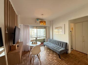 Departamento · 24m² · 1 Ambiente · Departamento 1 Ambiente a La Calle con Balcón Saliente