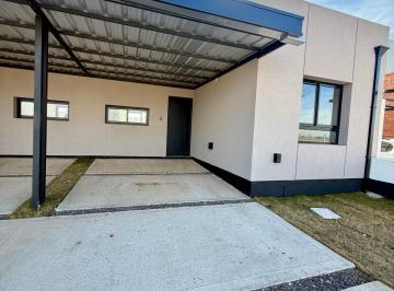 PH · 74m² · 3 Ambientes · 1 Cochera · Se Venden Duplex a Estrenar - Quebradas de Manantiales