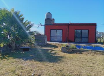 Casa · 80m² · 2 Ambientes · Casa en Venta