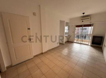 Departamento · 50m² · 3 Ambientes · Departamento Alquiler La Plata 2 Dorm.