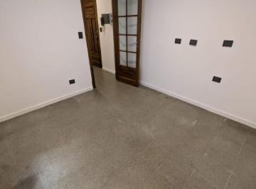 Departamento de 2 ambientes, Balvanera · Todo a Nuevo! 2 Ambientes Recien Reciclado Sin Expensas a Mde La Facultad de Medicina
