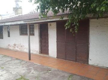 Casa · 131m² · 3 Ambientes · 1 Cochera · Venta Casa 3 Amb Burzaco