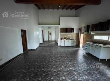 Casa · 165m² · 4 Ambientes · 1 Cochera · Chalet 4 Amb. con Jardín, Cochera y Terraza (Ideal Refaccionar)