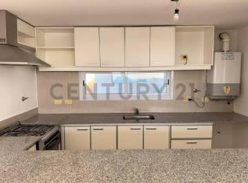 Departamento · 50m² · 2 Ambientes · 1 64 y 65 - Alquiler Departamento 1 Dormitorio Semipiso - Impecable Estado!