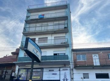 Departamento · 80m² · 3 Ambientes · Departamento en Lanús Oeste