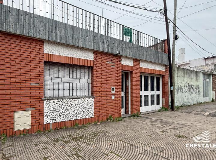 Casa · 110m² · 4 Ambientes · 1 Cochera