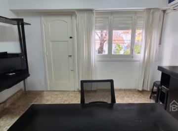 PH · 53m² · 4 Ambientes · PH de 2 Dorm. en Venta – 58 Entre 3 y 4 | Sin Expensas