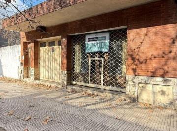 PH de 4 ambientes, Villa Urquiza · Villa Urquiza Excelente PH Al Frente con Cochera 133 m². Especio Aéreo Propio