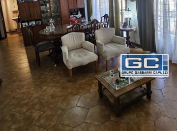 Departamento · 85m² · 3 Ambientes · 1 Cochera · Departamento General San Martin Centro con Cochera Apto Profesional y Credito