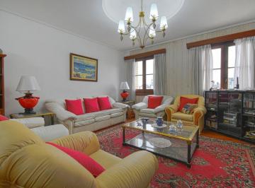 Departamento · 125m² · 6 Ambientes · Venta Dpto Semipiso 6 Ambientes en Monserrat