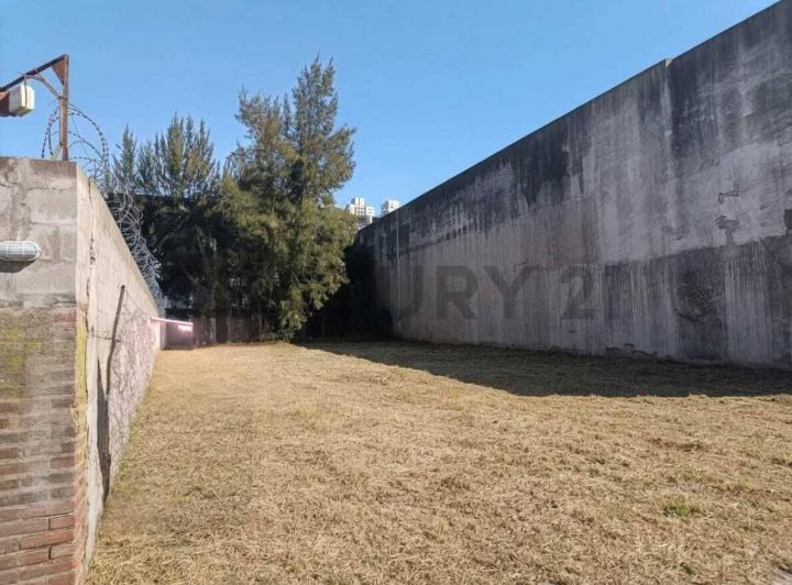 Terreno · 579m²