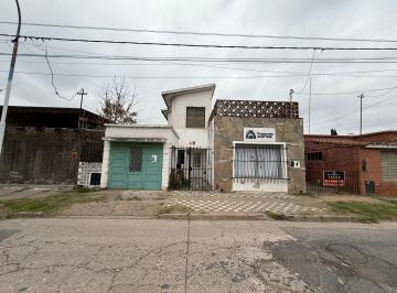 Casa de 6 ambientes, Roldán · Amplia Casa Familiar o Comercial