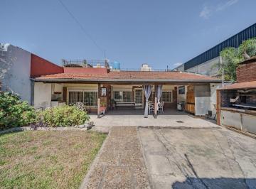 Casa · 161m² · 3 Ambientes · 3 Cocheras · Venta Casa 3 Amb C/ Jardin - Taller - Villa Bosch