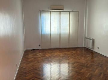 Departamento de 3 ambientes, Almagro · Oportunidad de Alquiler Amplio 3 Amb en Almagro! a 3 Cuadras del Shopping Abasto.