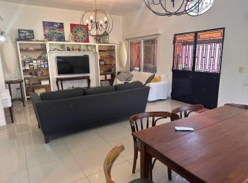 Casa · 159m² · 4 Ambientes · 4 Cocheras · Casa en Venta en La Bota, Benavidez, Tigre