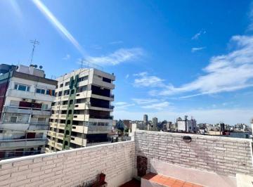 Departamento de 2 ambientes, Recoleta · Uriburu - Peña Piso11°gran Bcon Terraza20 m Lc 1dorm + Play/escr o 2°dorm - Coc Impec. Vista Panorámica