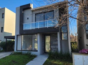 WhatsApp Image 2026-06-30 at 11.33.16 (3).jpeg · Venta Casa Barrio El Aljibe Manzanares